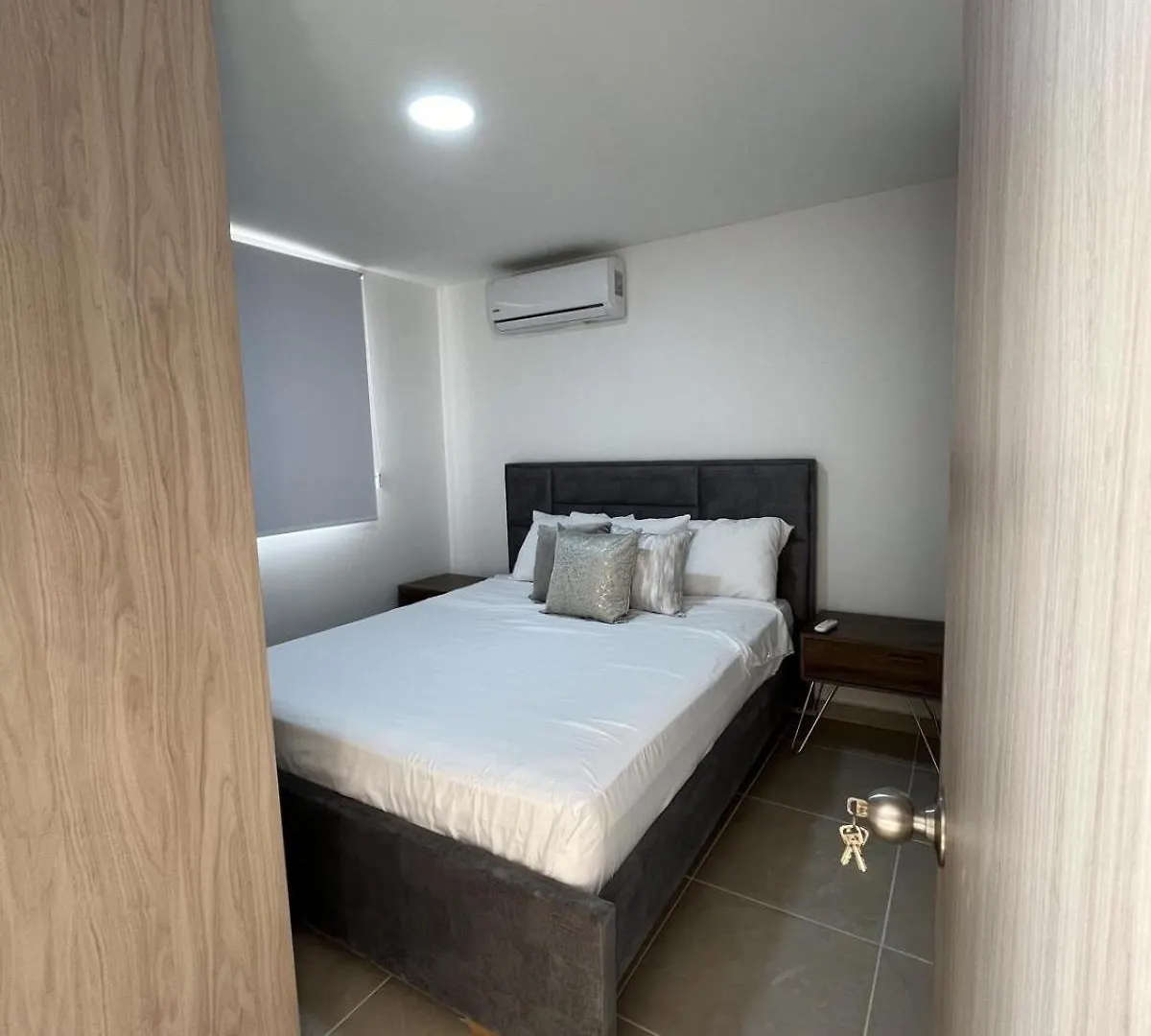 Apartment With Large Balcony Cartagena