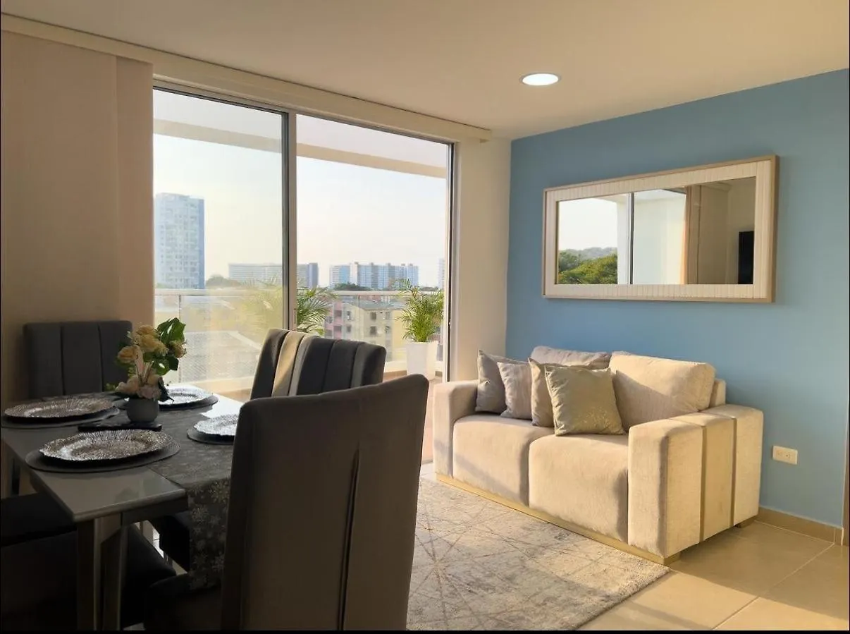Apartment With Large Balcony Cartagena
